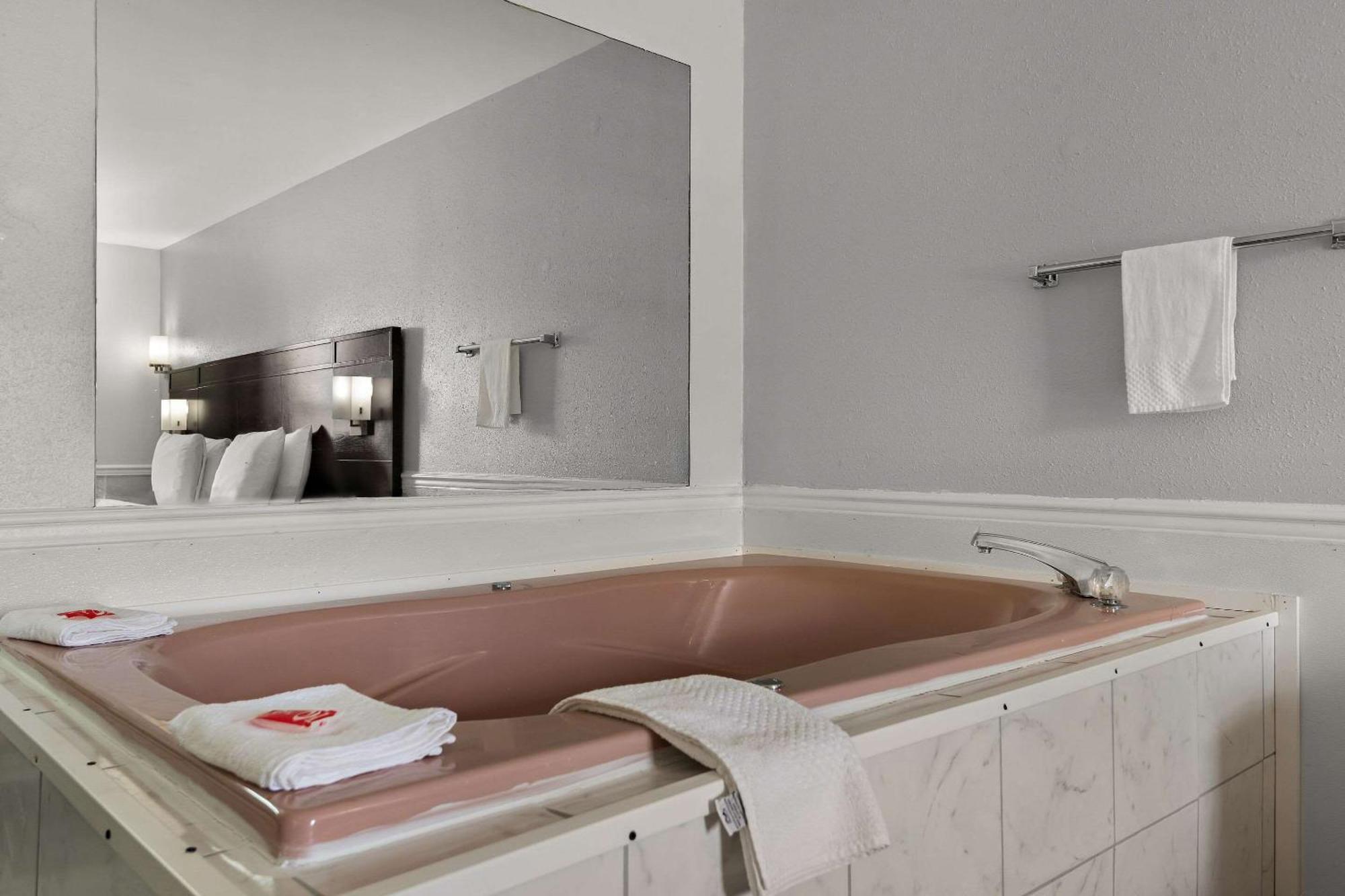 Lodge Econo Princess Anne